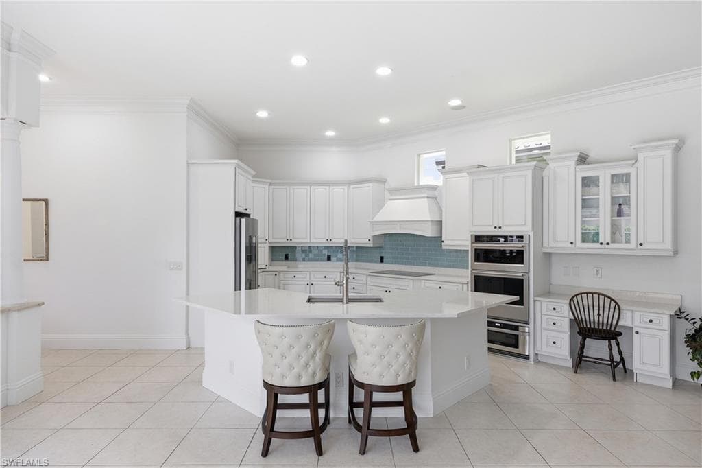 2844 Coco Lakes DR-9
