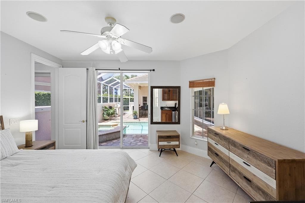 2844 Coco Lakes DR-32