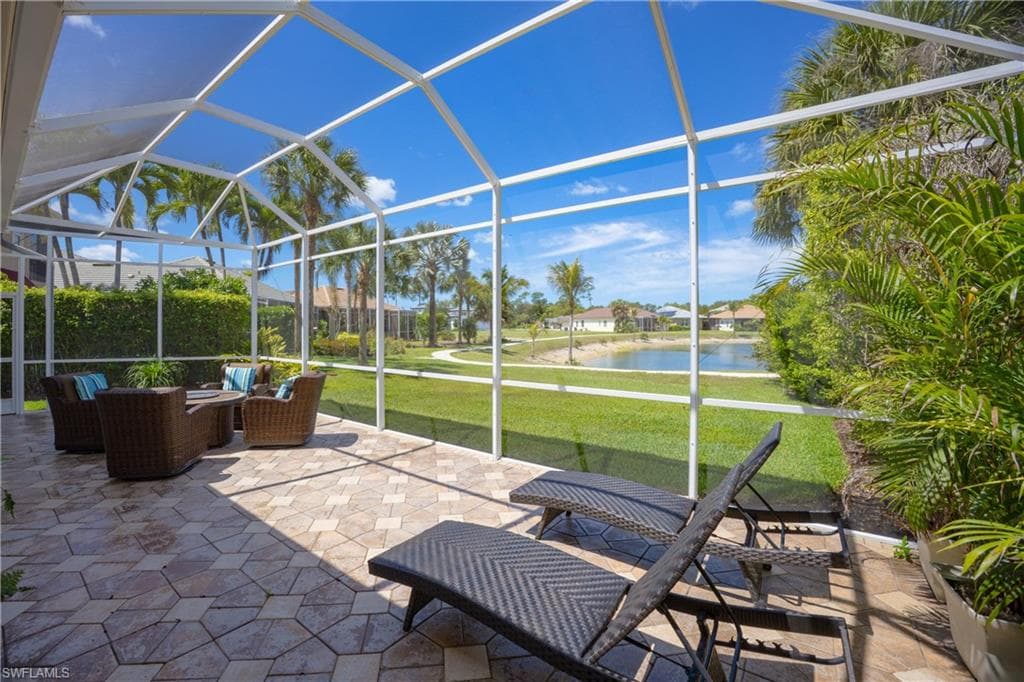 2844 Coco Lakes DR-24