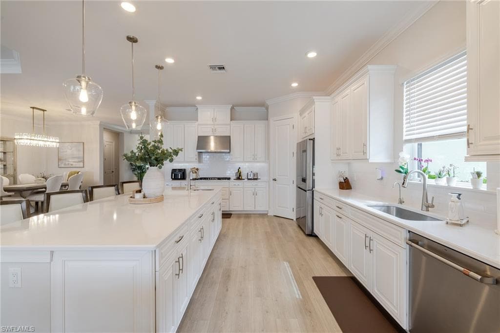 17602 Terracina DR-14