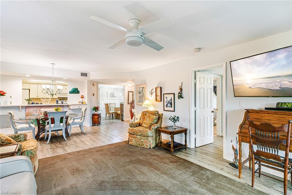 7161 Golden Eagle CT 1011-8