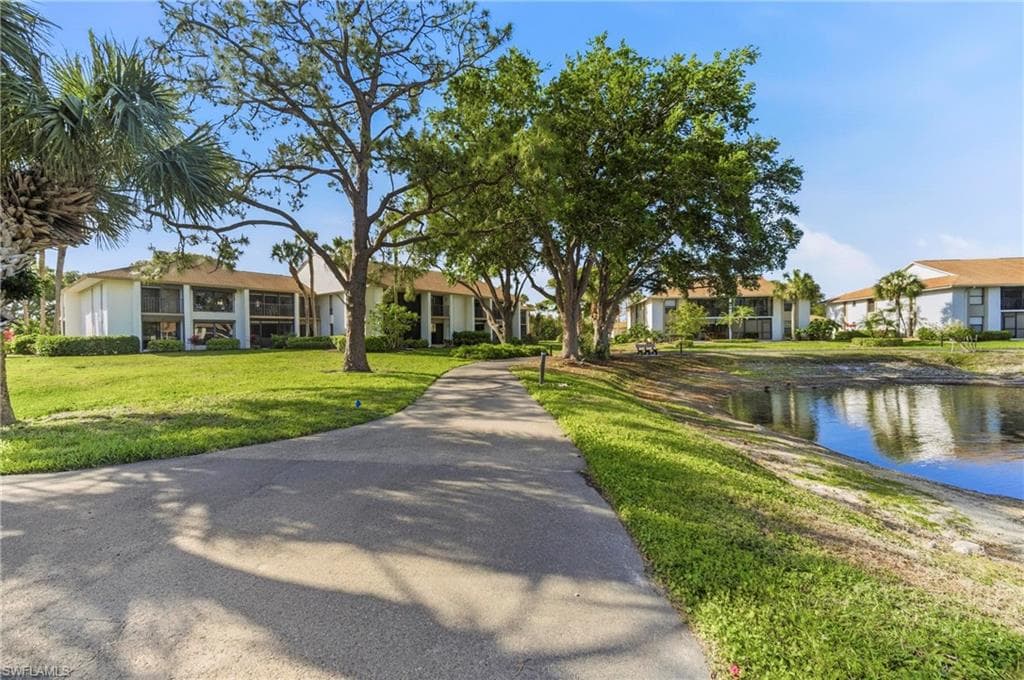517 Lake Louise CIR 103-28