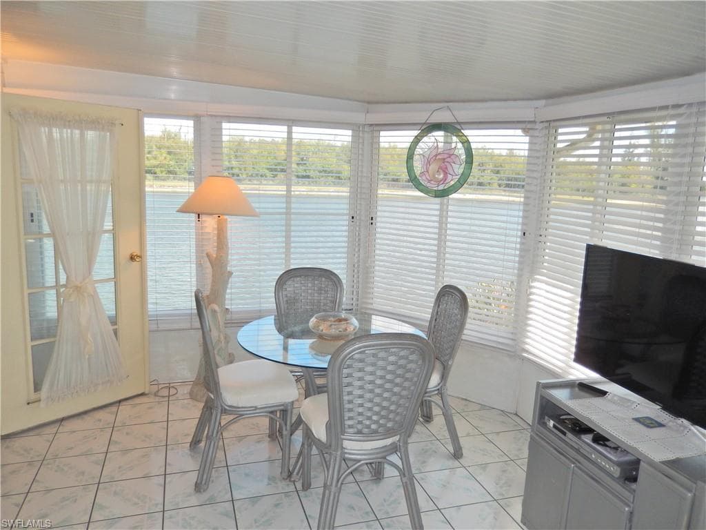16168 Baton Rouge CT-15