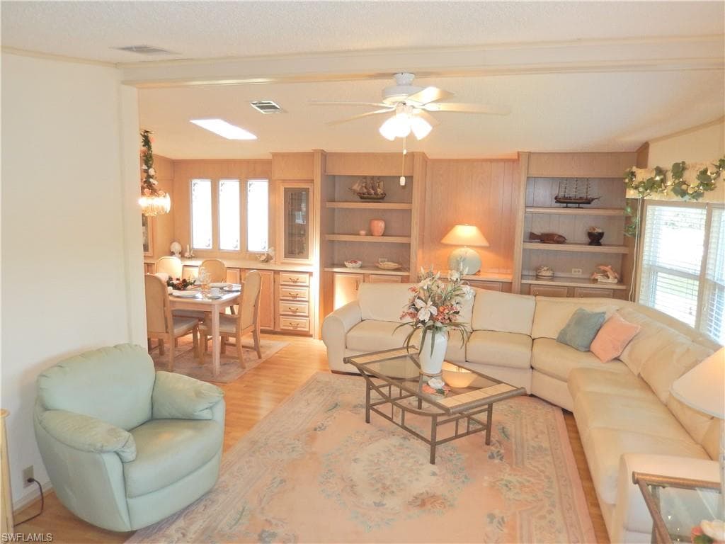 16168 Baton Rouge CT-18