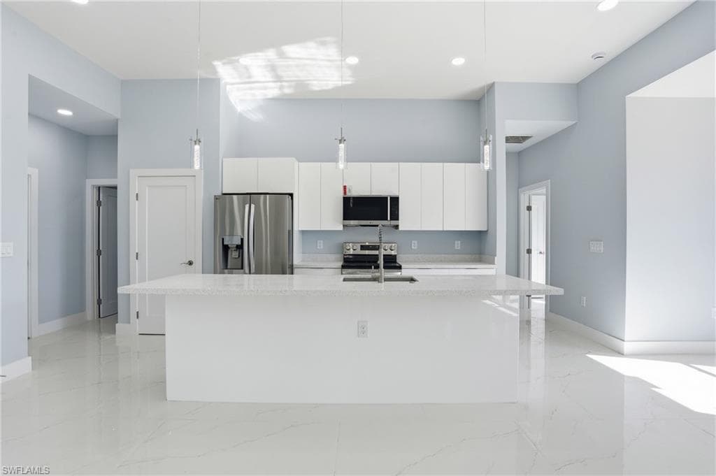 429 Palmyra AVE-8