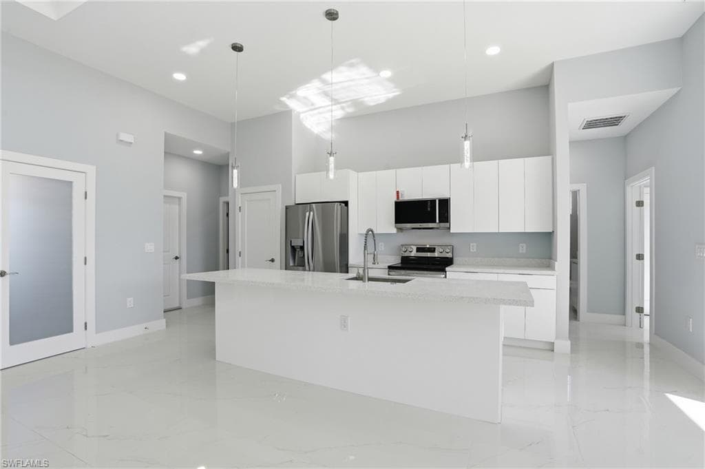 429 Palmyra AVE-9