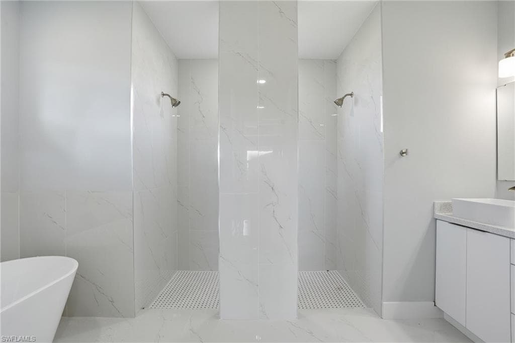 429 Palmyra AVE-18