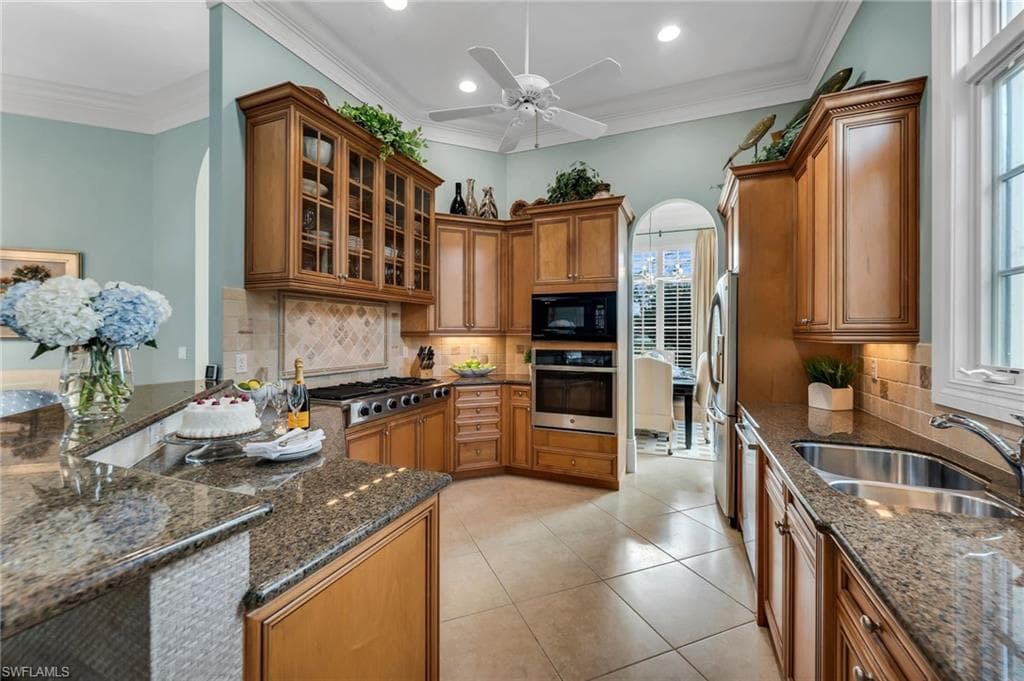 2595 Twinflower LN-16