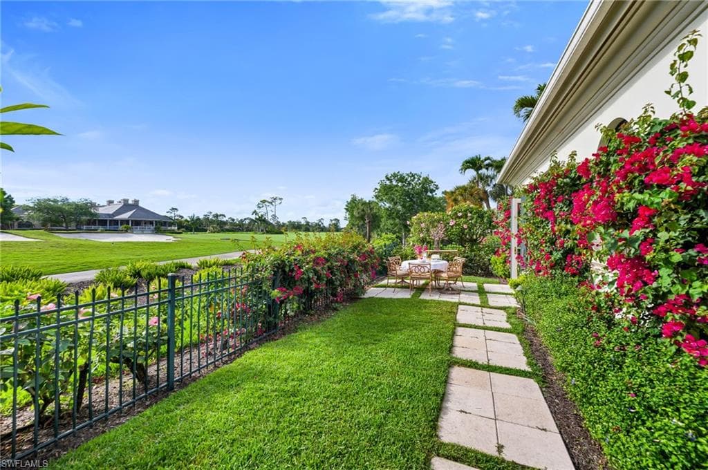2595 Twinflower LN-4