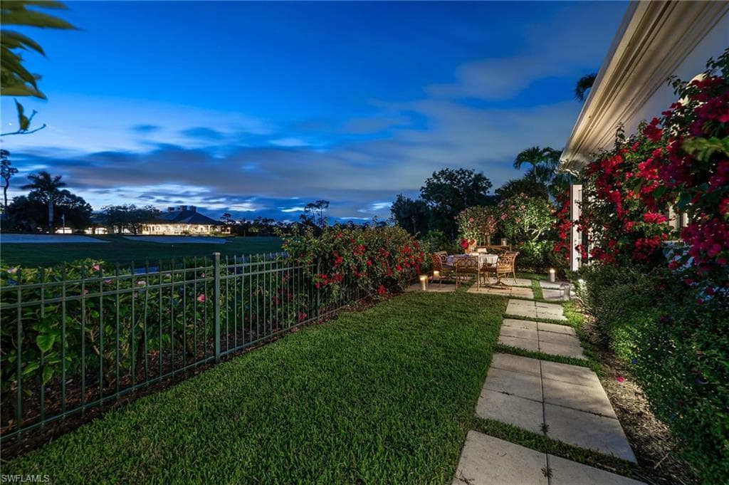 2595 Twinflower LN-30