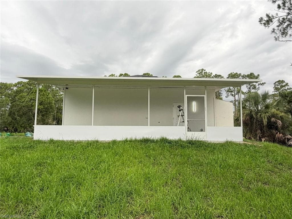 8 Fitch AVE-3