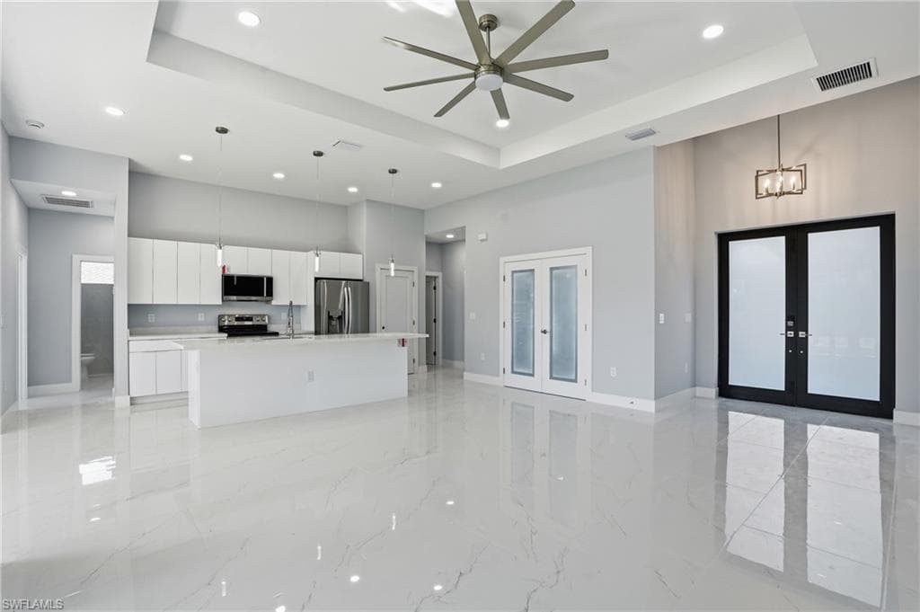 431 Palmyra AVE-5
