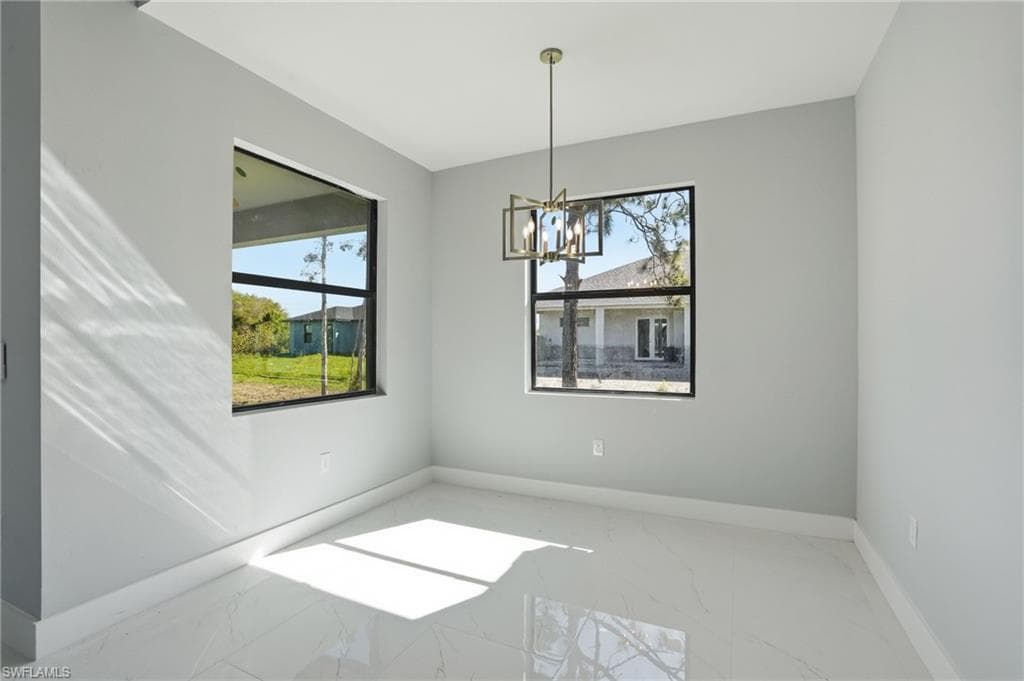 431 Palmyra AVE-11