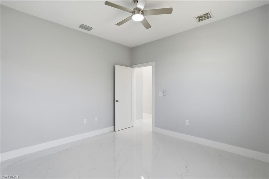 431 Palmyra AVE-27