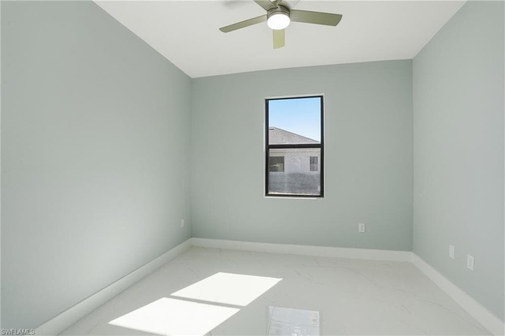 431 Palmyra AVE-23