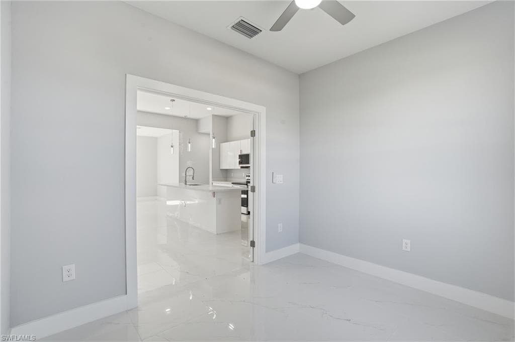 431 Palmyra AVE-14
