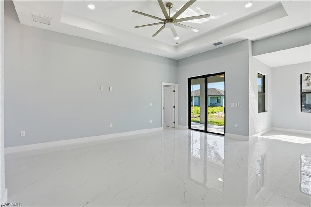 431 Palmyra AVE-3