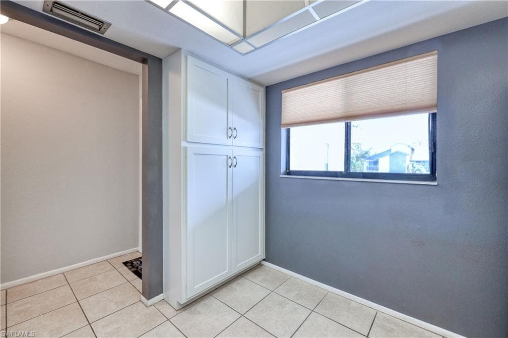17456 Overhill DR F-18