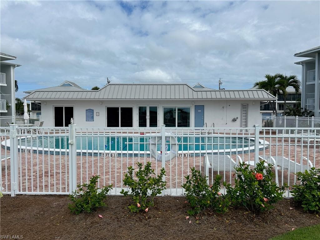 1341 Middle Gulf DR 1A-17