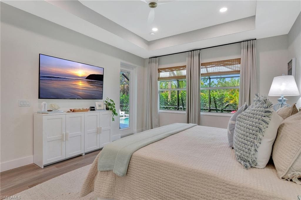 8517 S Lake CIR-21
