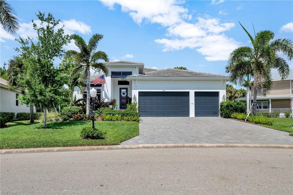 8517 S Lake CIR-2