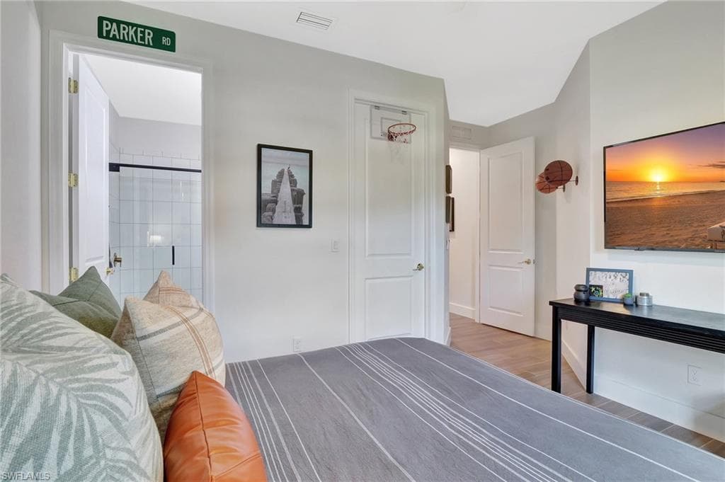 8517 S Lake CIR-31