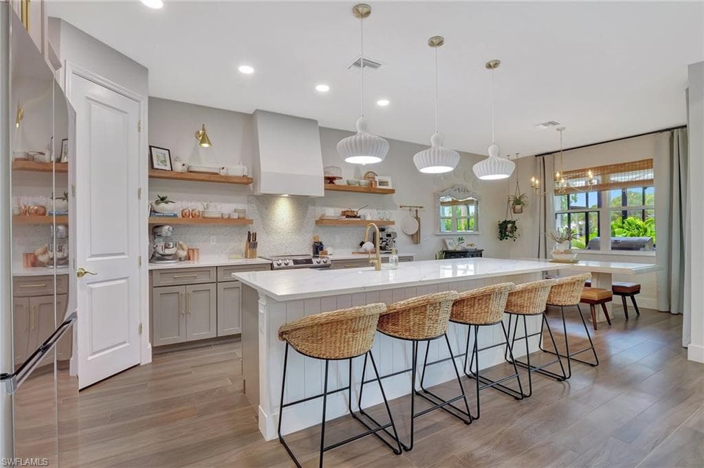 8517 S Lake CIR-7