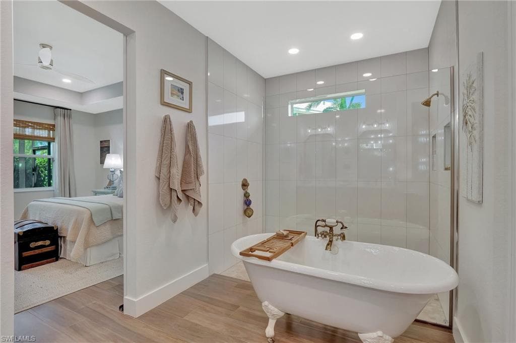 8517 S Lake CIR-24