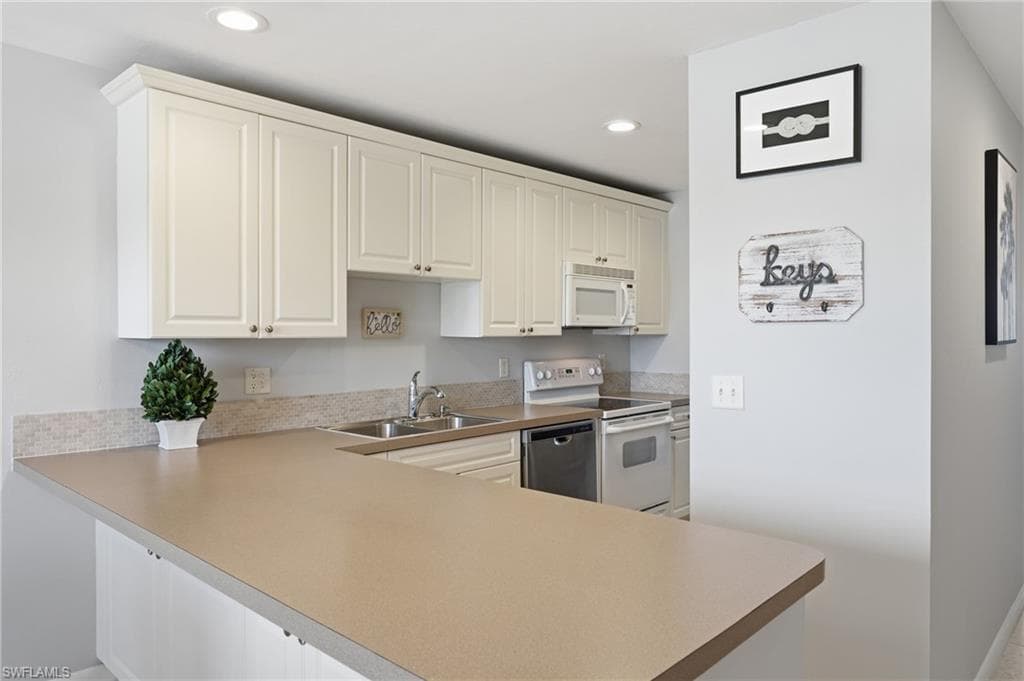 912 SE 46th ST 201-12