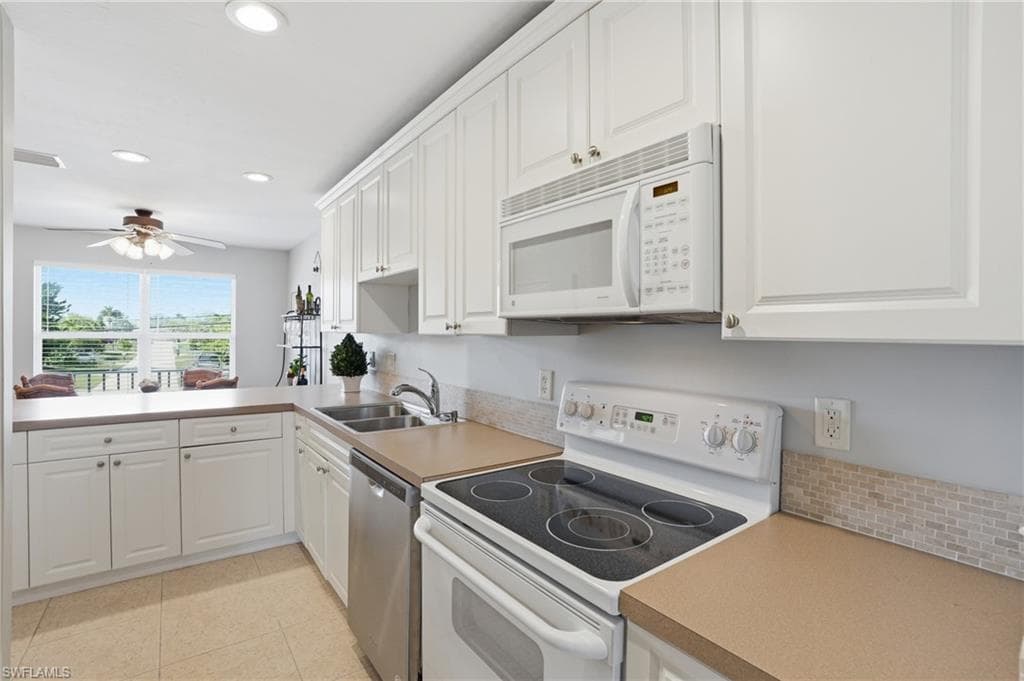 912 SE 46th ST 201-11