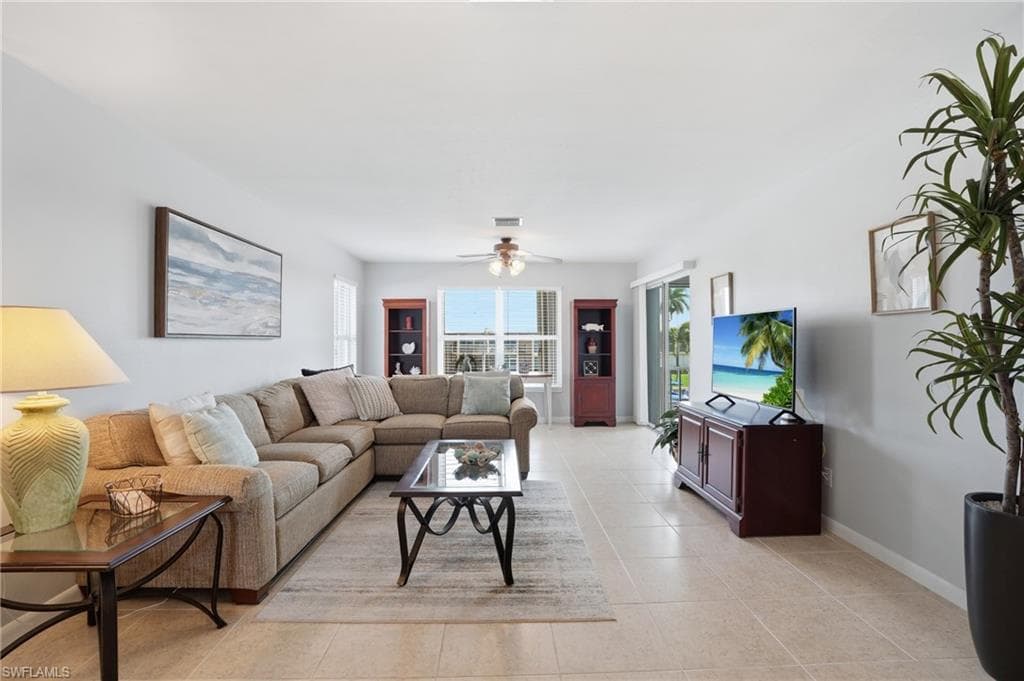 912 SE 46th ST 201-7