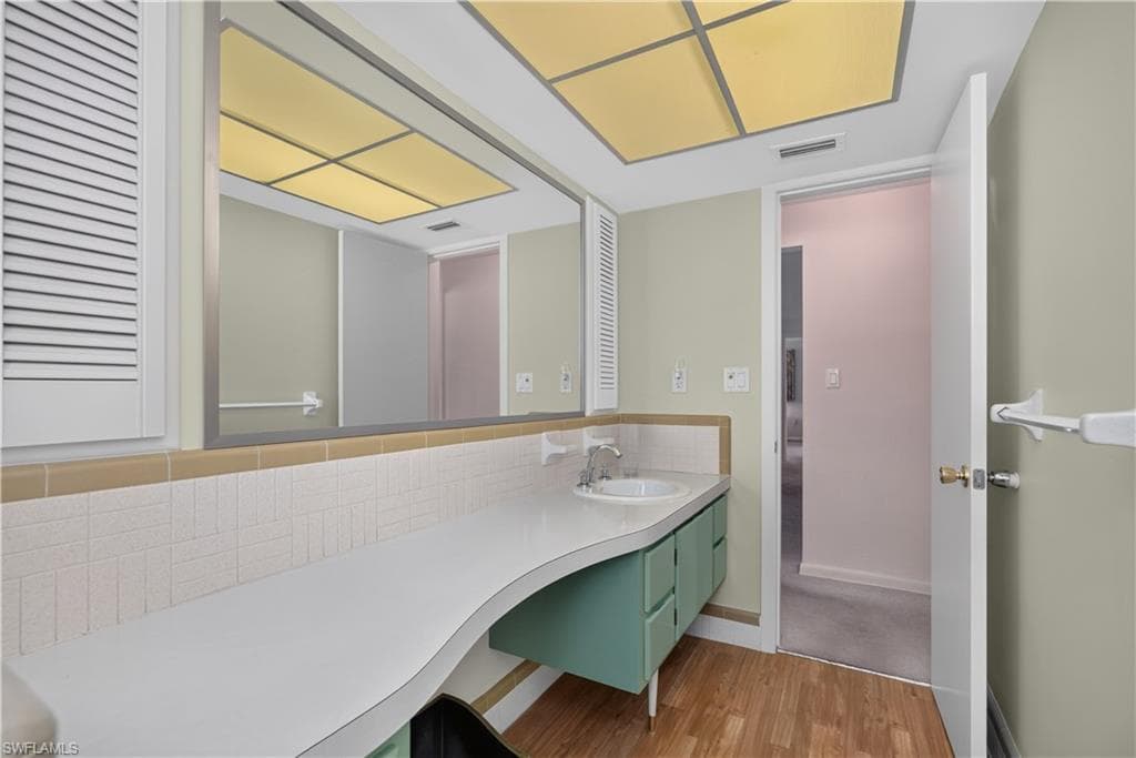 5148 Fairfield DR-30