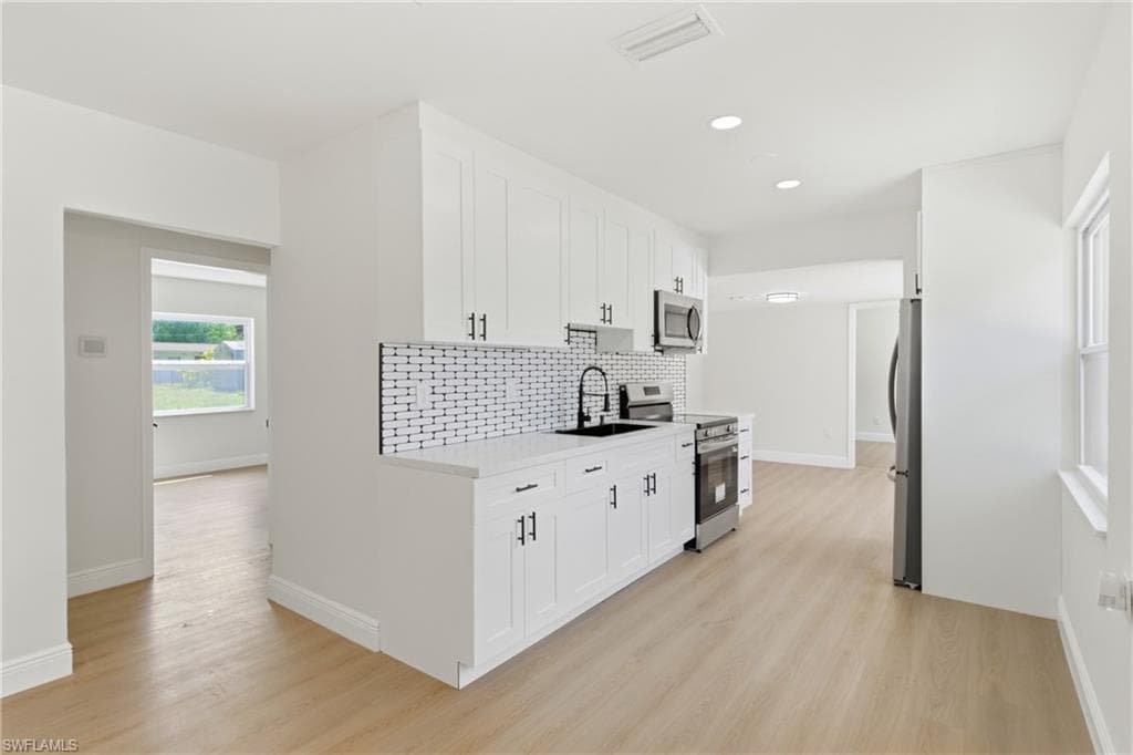 363 New York DR-9