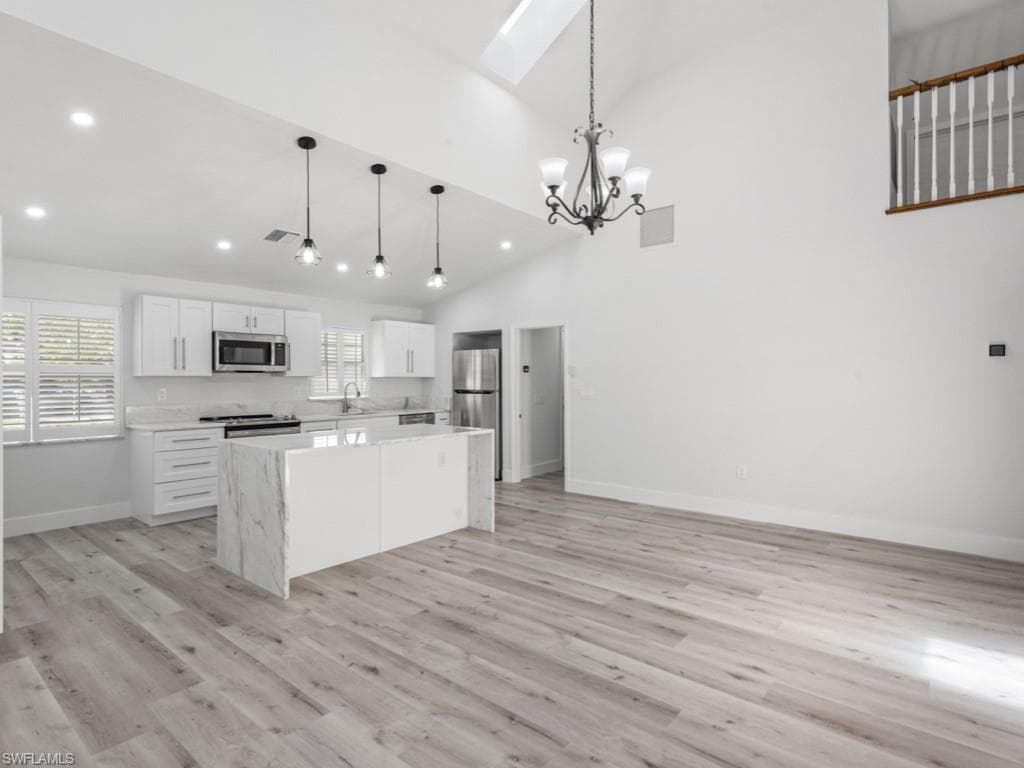 1131 Crayton RD-8