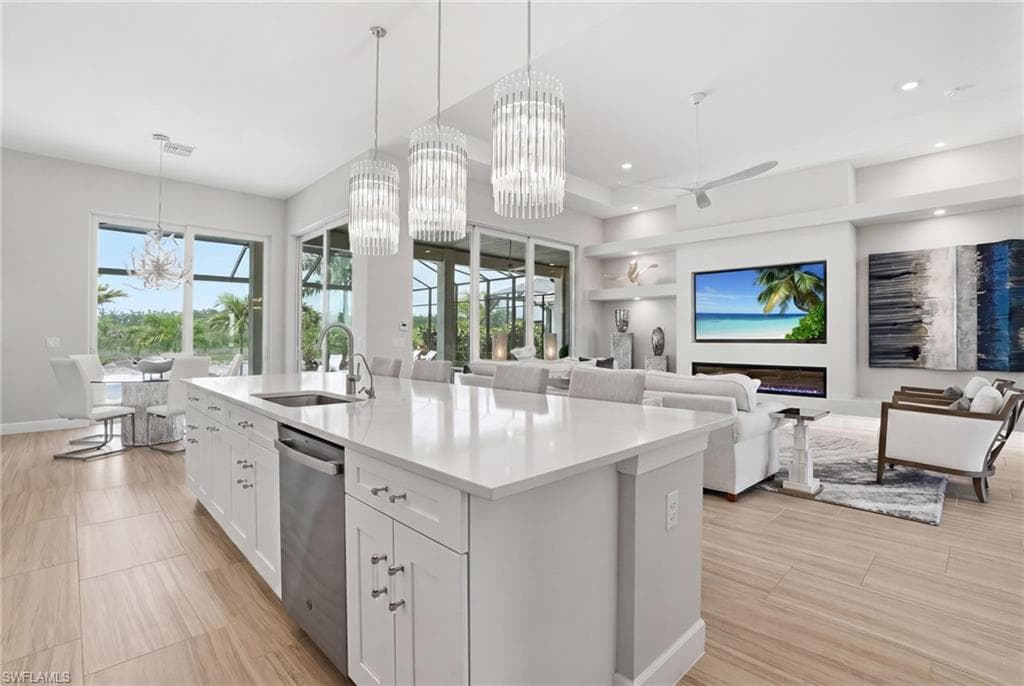 18902 Wildblue BLVD-12
