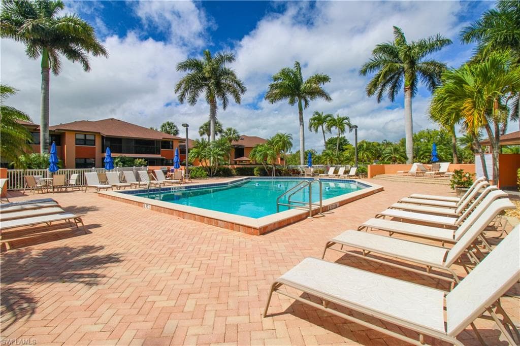 1510 Mainsail DR 7-5