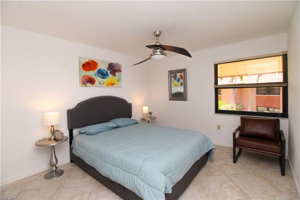 1510 Mainsail DR 7-35
