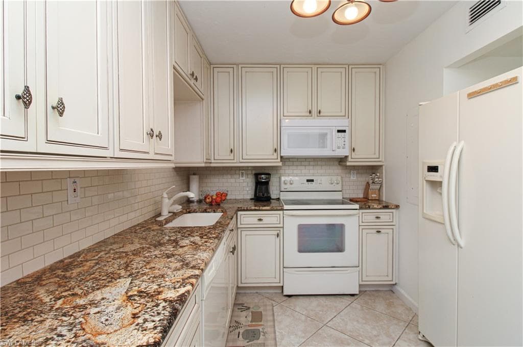 1510 Mainsail DR 7-31