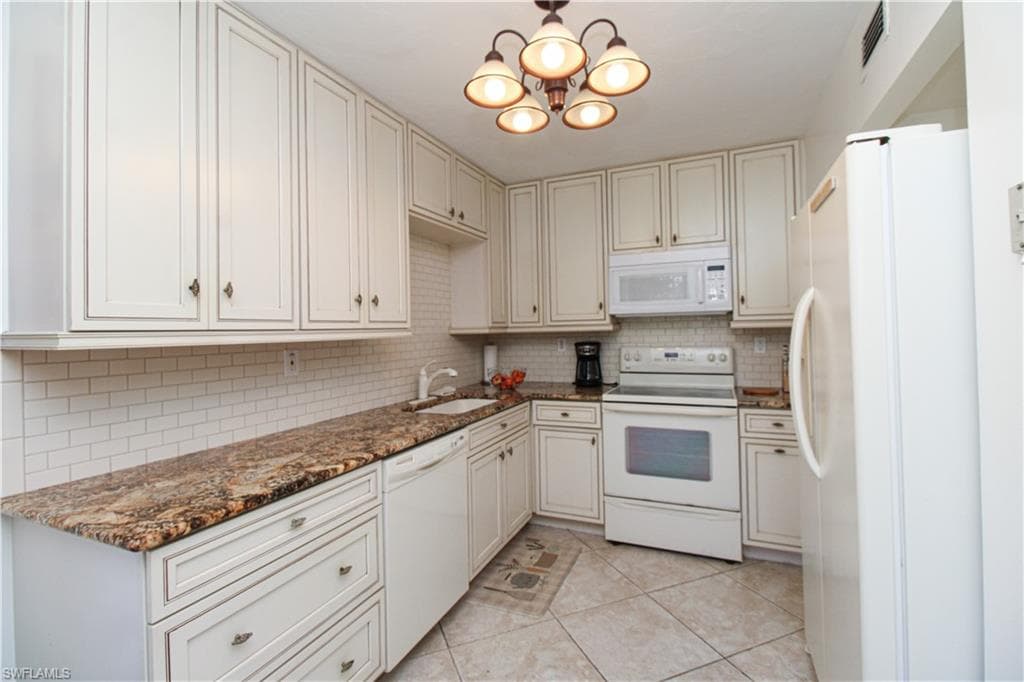 1510 Mainsail DR 7-29