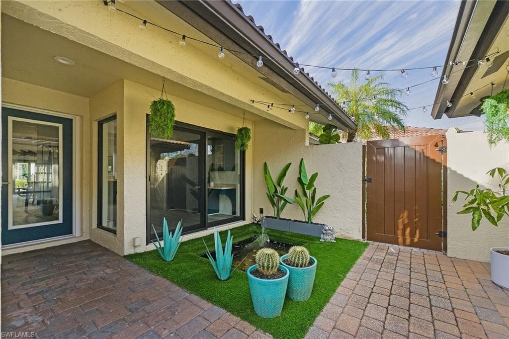 646 Augusta BLVD-5