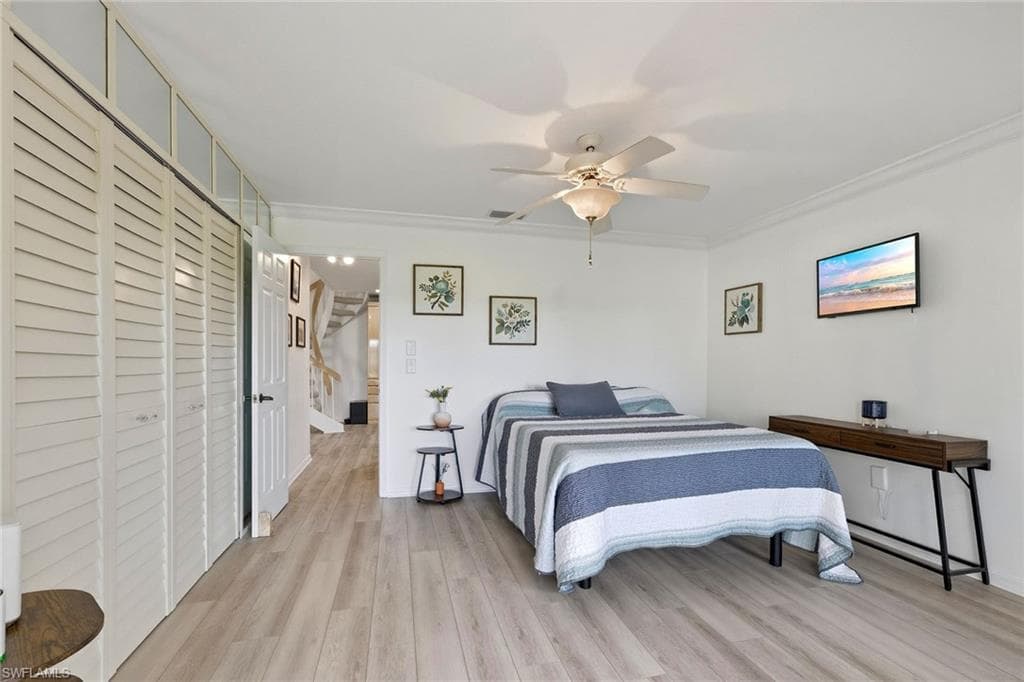 646 Augusta BLVD-30