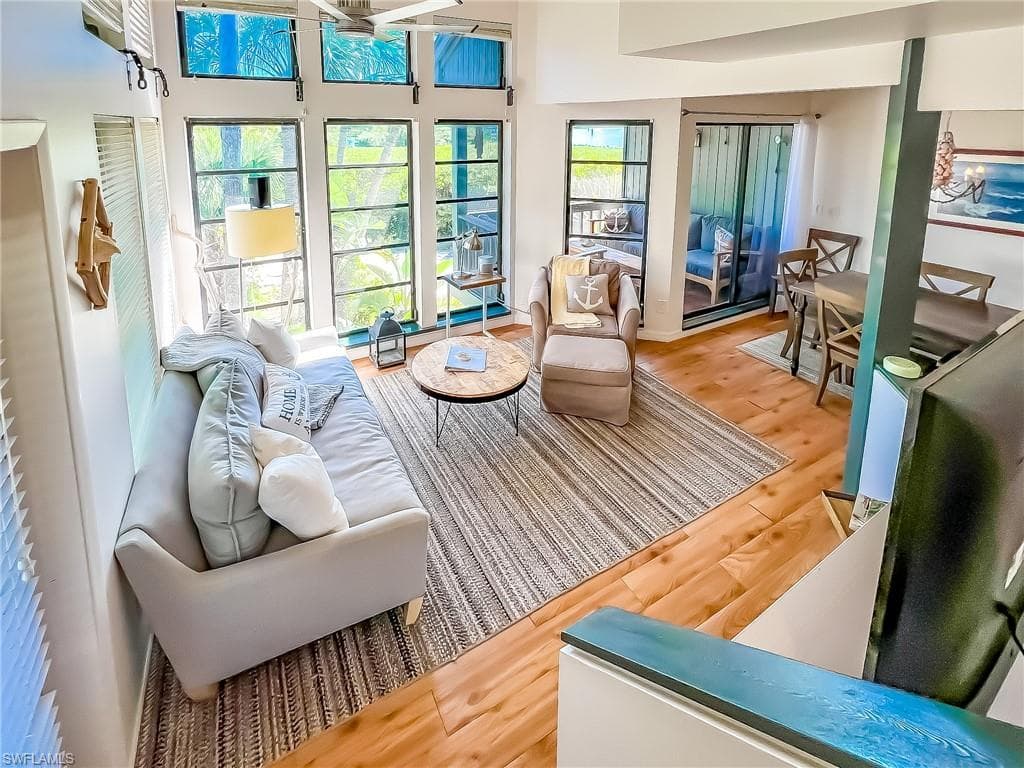 370 Townhouse LN 60-42