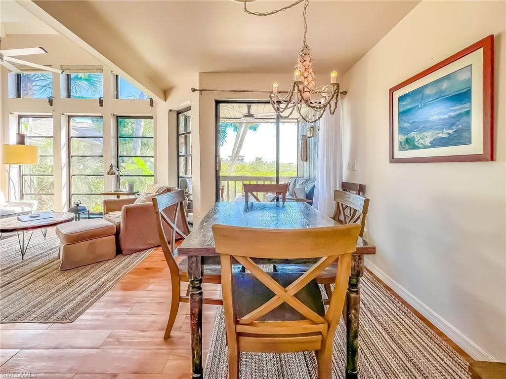 370 Townhouse LN 60-28