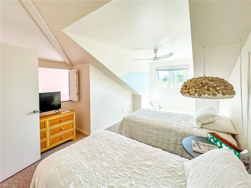 370 Townhouse LN 60-44