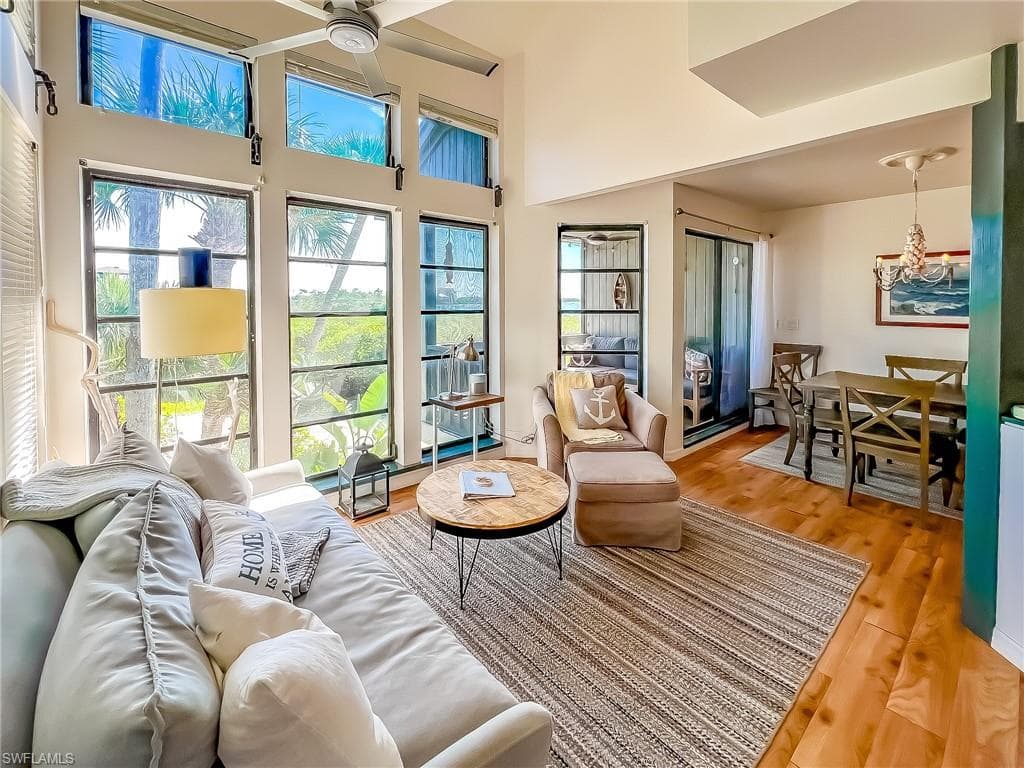 370 Townhouse LN 60-39