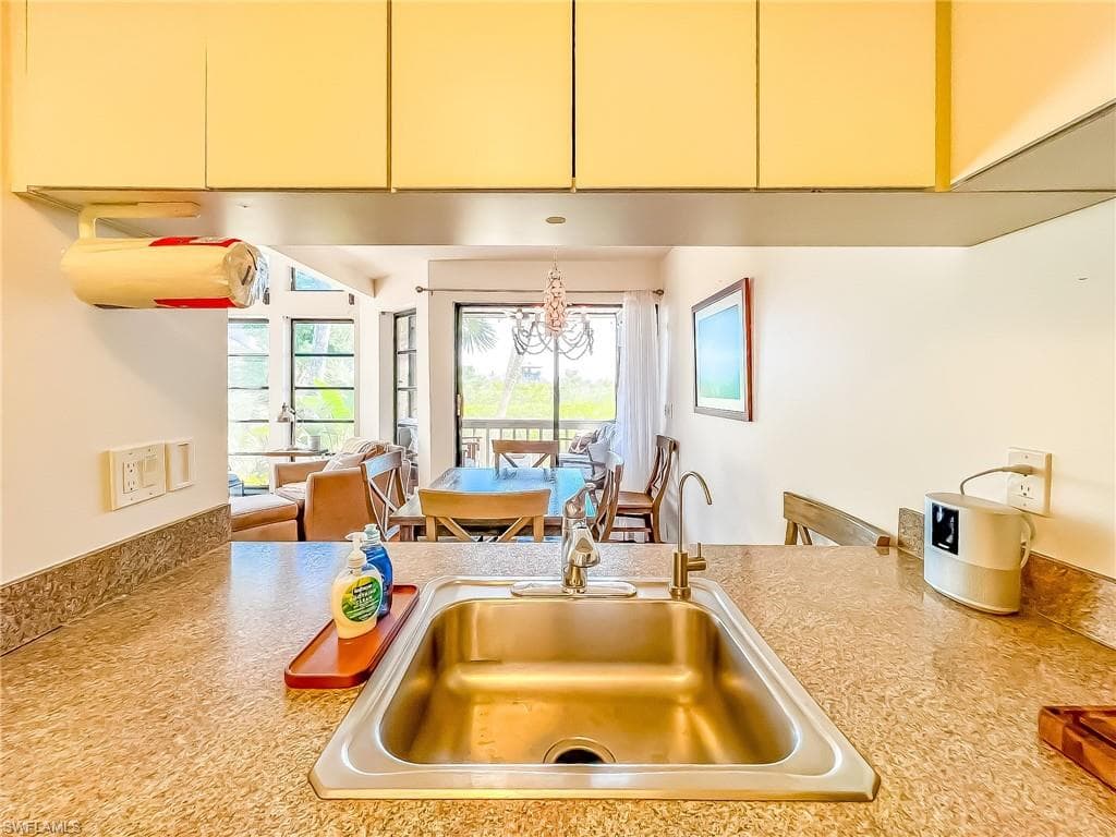 370 Townhouse LN 60-21