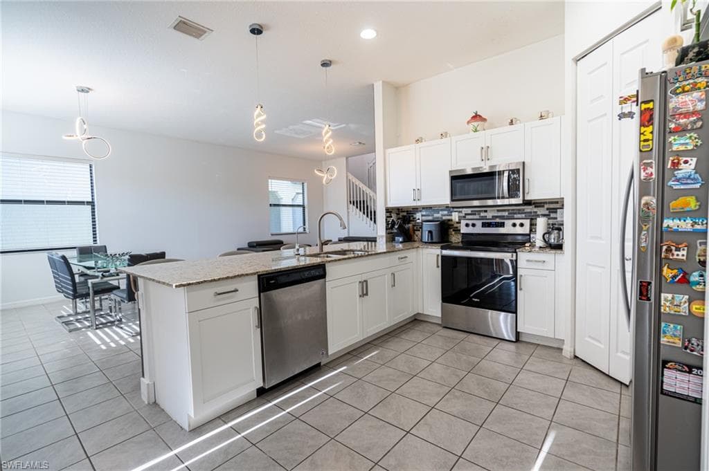 8956 Madrid CIR-22