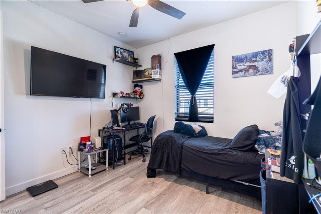 8956 Madrid CIR-33