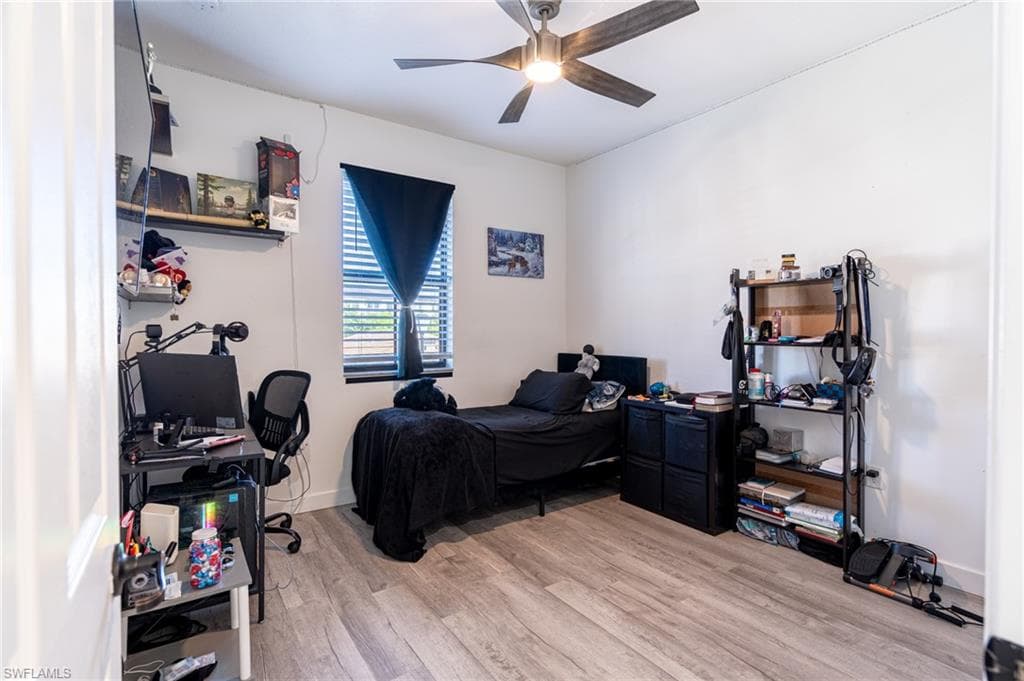 8956 Madrid CIR-32