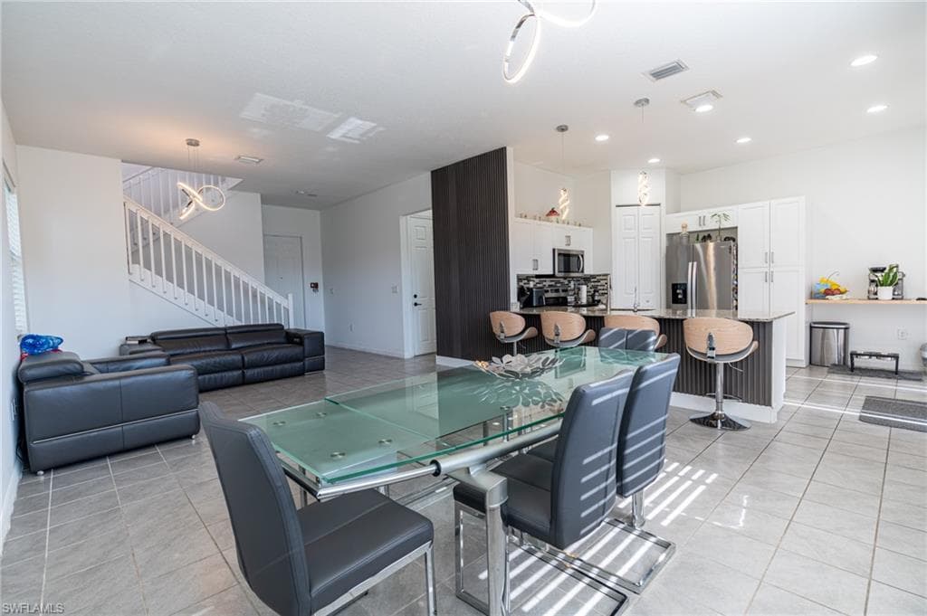 8956 Madrid CIR-17